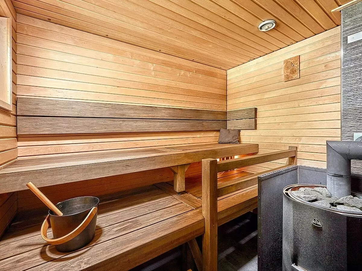 Die konfigurasie van die sauna is in opdrag van