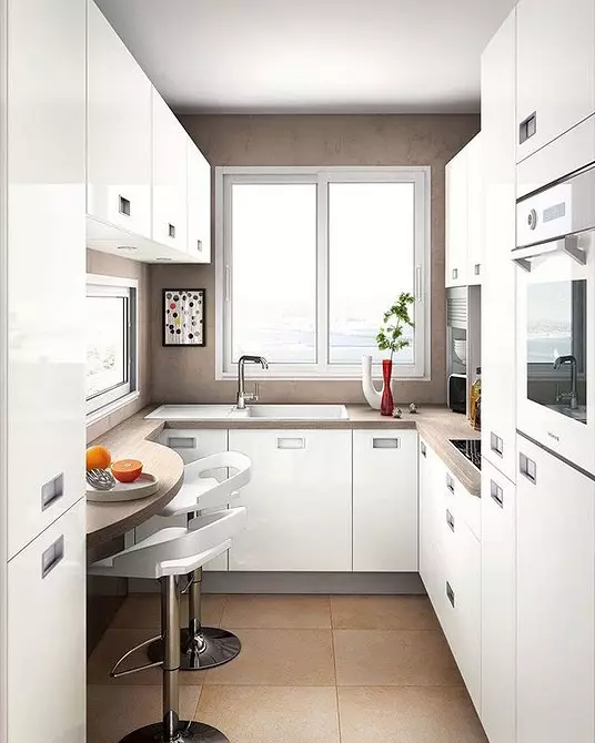 ห้องครัวเค้าโครง 6 เมตรพร้อมตู้เย็น: ภาพของตัวอย่างที่ประสบความสำเร็จและเคล็ดลับการลงทะเบียน 10036_103