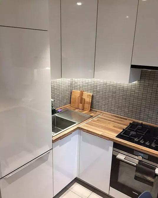 طرح آشپزخانه 6 متر با یخچال و فریزر: عکس از نمونه های موفق و راهنمایی های ثبت نام 10036_113