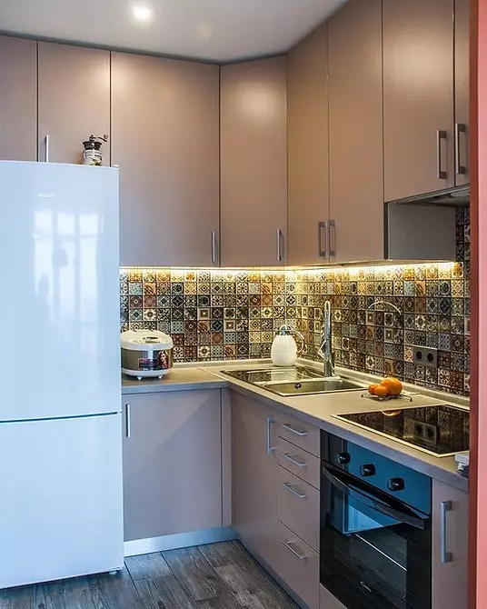 Køkkenlayout 6 meter med køleskab: Billede af succesfulde eksempler og registreringstips 10036_20