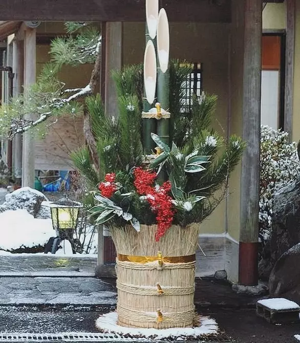 A világ népei leghangjabb hagyományai a ház téli dekorációjában 10077_23