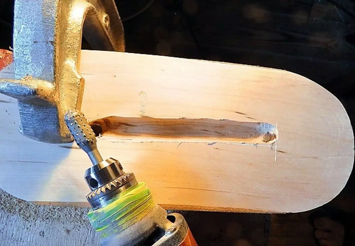 Hvordan lage en lampe for å lese fra ... kokosnøtt 10103_10
