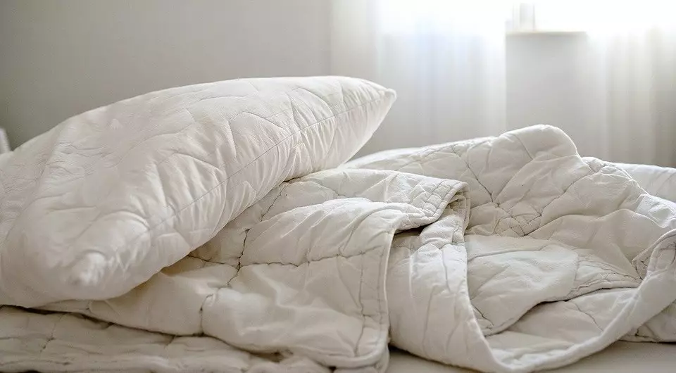 8 pogrešaka u tekstilnoj skrbi u spavaćoj sobi (oni pokvare kožu, zrak i vaše blagostanje)