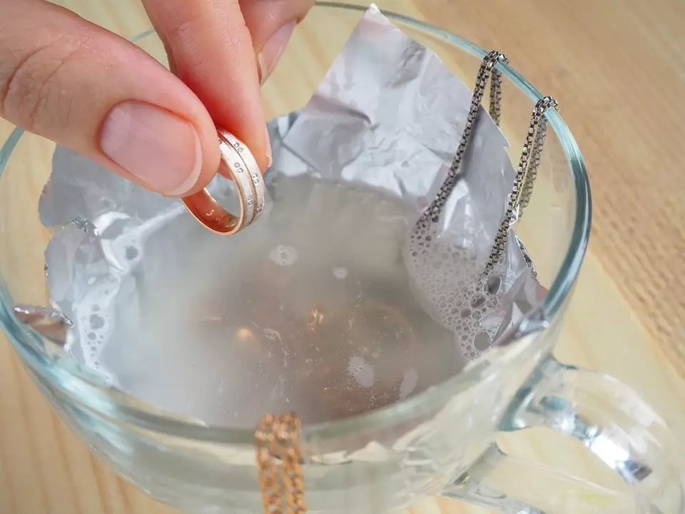 How to Clean any decoration: from jewelry to gold 10144_7