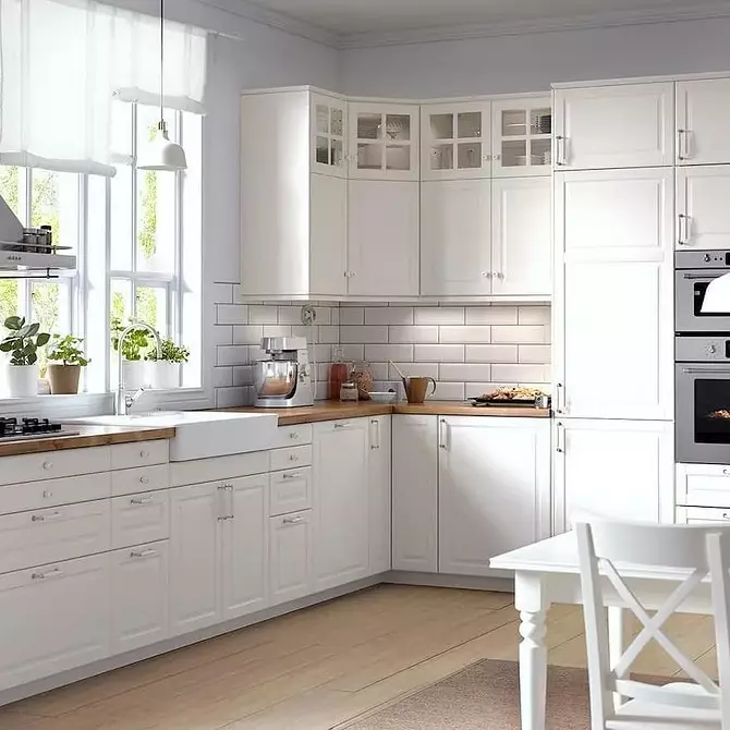 Fachadas de cociña Orzamento de IKEA: 50 exemplos elegantes de uso no interior 10236_10
