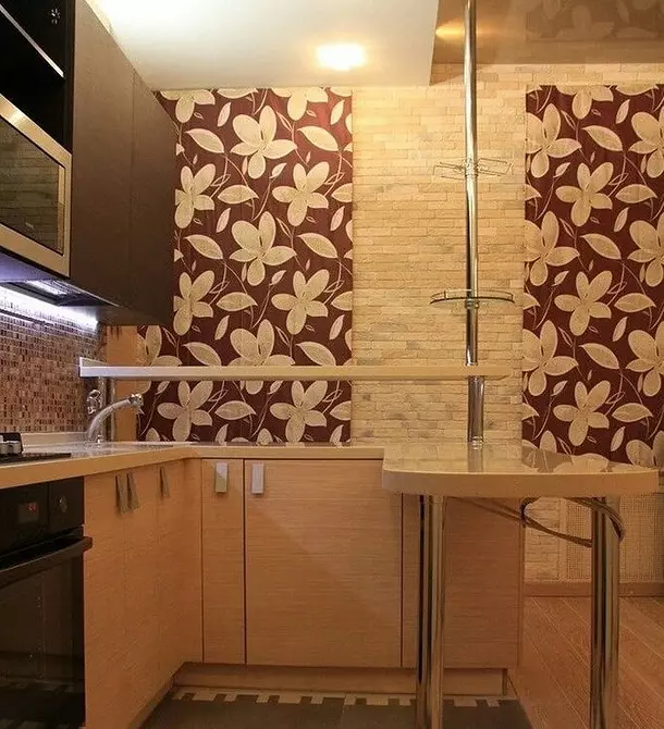 如何在厨房中组合壁纸：设计选项和50个图片与照片 10276_19