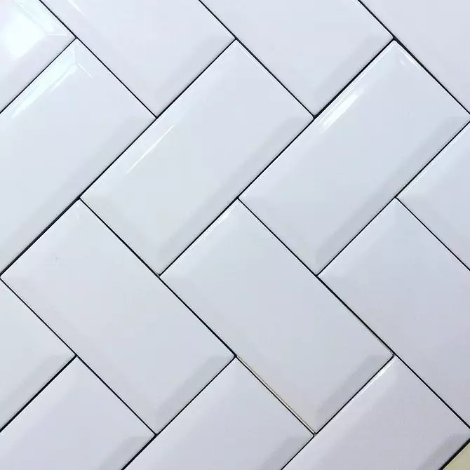 Dapo Tile Cachik lori idana katchen: Awọn ofin Aso ati awọn imọran apẹrẹ Imọlẹ 10291_38