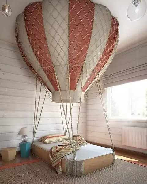 Säng i form av en ballong ...