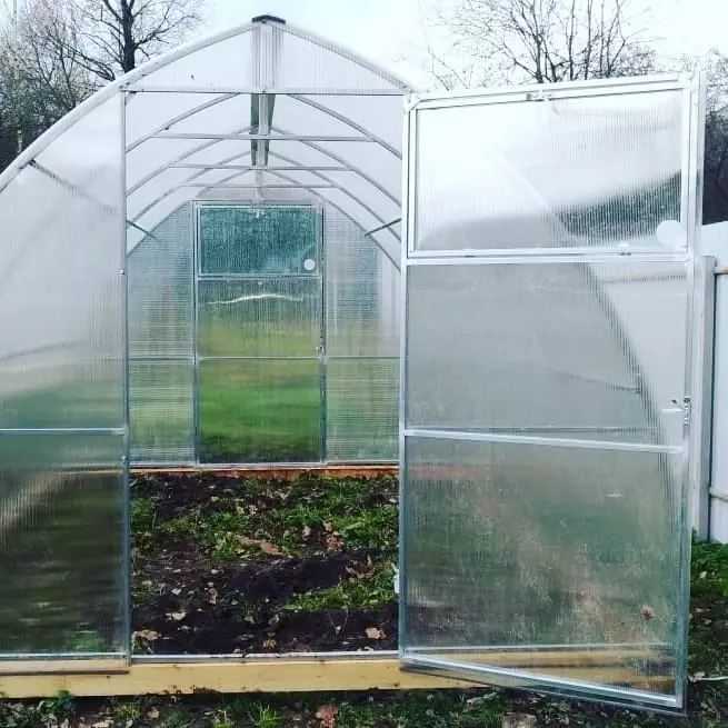 What kind of polycarbonate for the greenhouse is better: choose 5 criteria 10345_11