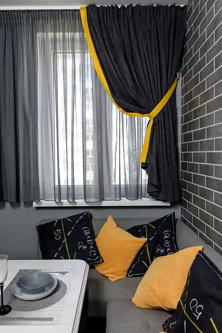 Appartamento a Kaliningrad: camion grigio con accenti gialli 10415_20