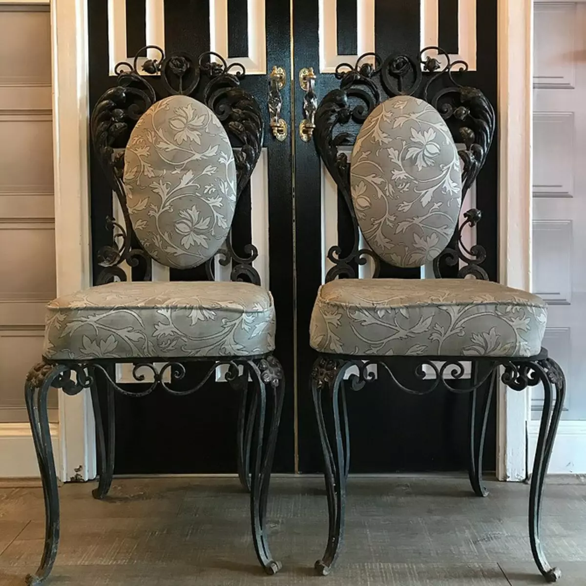 Chairs in the style of Provence: How to choose the perfect model? 10416_41