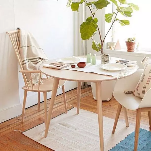 Kuinka laittaa tuolit ruokailualueelle: valokuvia, ideoita, vinkkejä