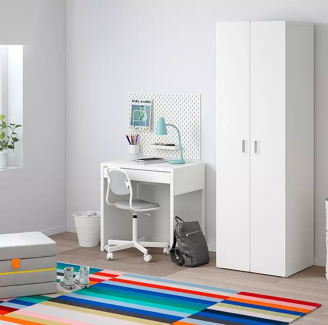 Baby Cabinets IKEA: Hoe kinne jo it perfekte kieze en it yn it ynterieur yngean 10474_23