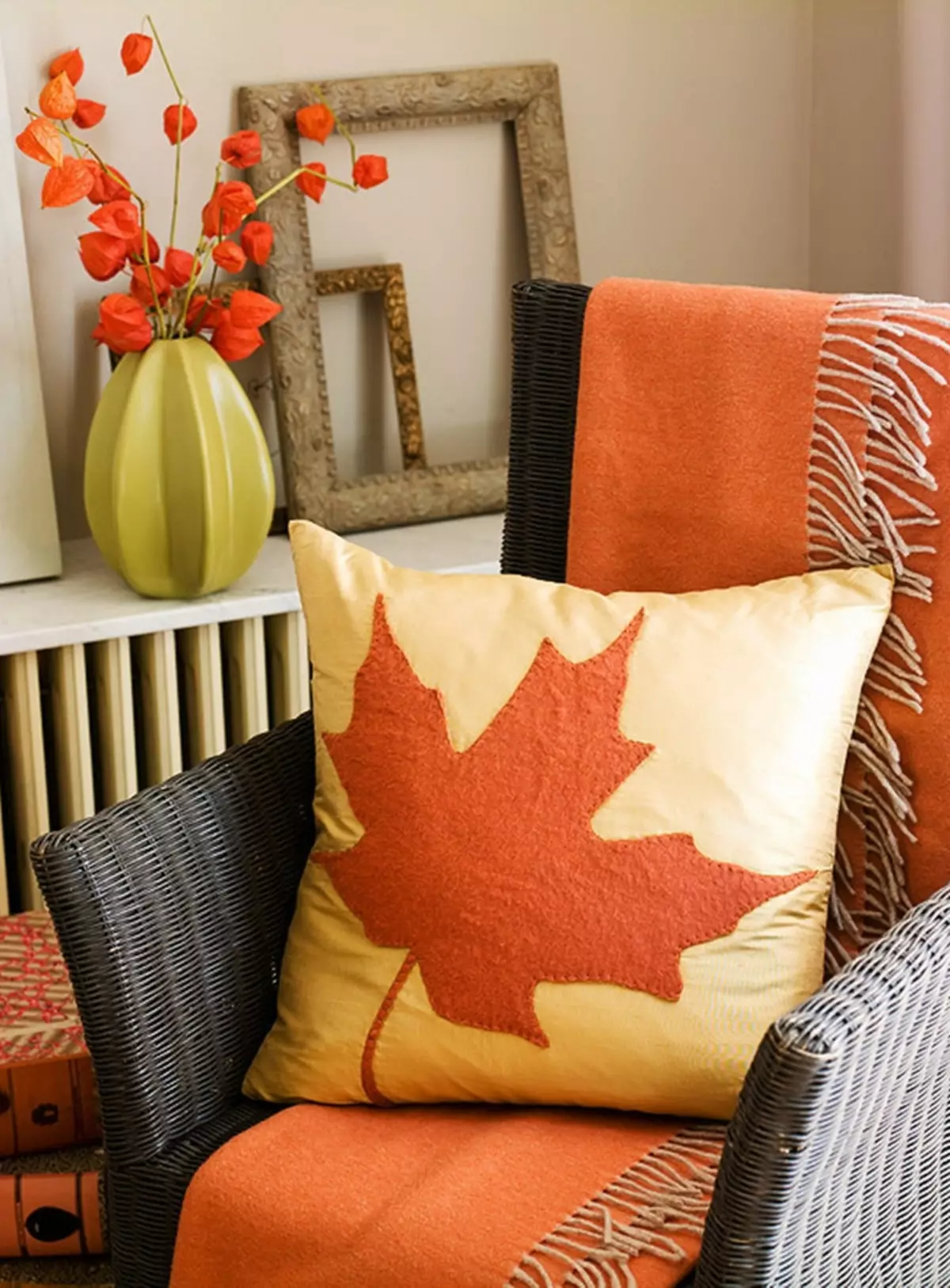 家のための秋の装飾自分でそれをしなさい：写真