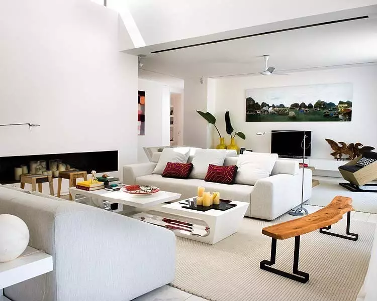 Living room layout: Tips for the arrangement of modern and convenient space 10515_24