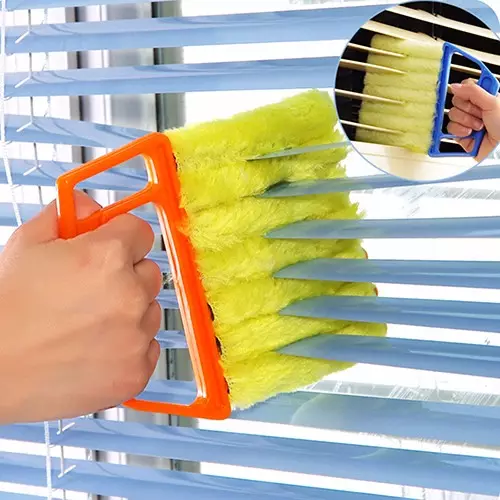 Brush for shutters