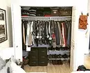 10 Disinn hacks għal kamra tal-wardrobe żgħira 10589_85