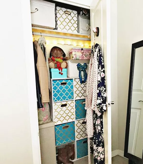 10 hacks de design para uma pequena sala de guarda-roupa 10589_97