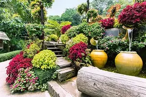 10 једноставних идеја које ће претворити вашу башту у ремек-дјелу у пејзажном дизајну 10593_1