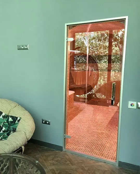 Glass door guide: species, features of mounting, decorating and care 10595_82