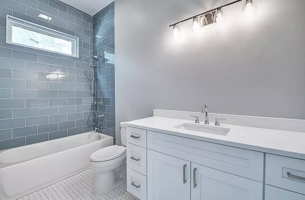 현대적인 스타일의 욕실 인테리어 : 디자인에서 가장 자주 허용되는 12 가지 오류 10615_77