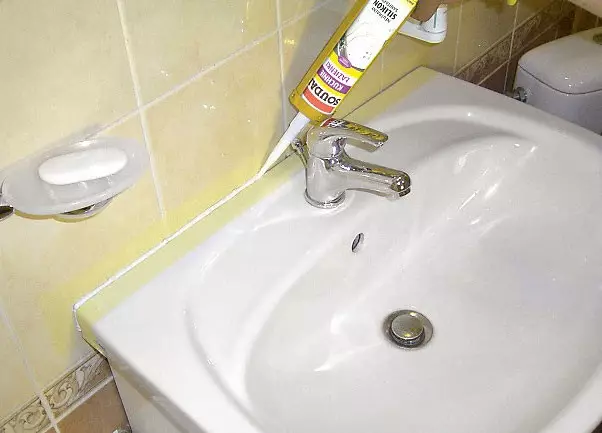 Sanitary sealant: unsaon pagpili sa labing kaayo? 10616_24