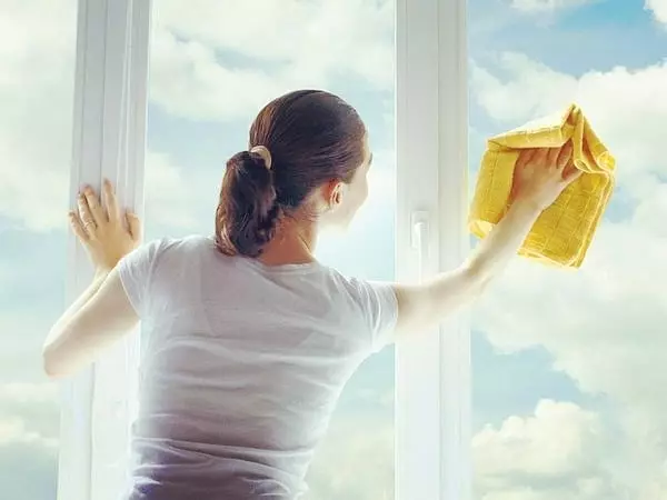 Како правилно да се грижите за пластични прозорци: Совети