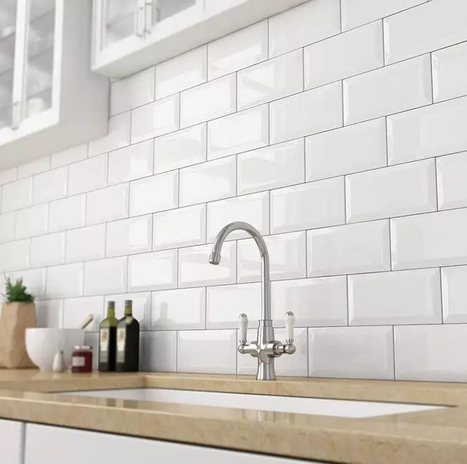 Dapur putih dalam gaya moden: 11 Contoh reka bentuk yang anda akan memikat 10649_105