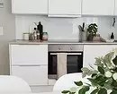 Λευκή κουζίνα σε μοντέρνο στυλ: 11 παραδείγματα σχεδιασμού που θα γοητεύσετε 10649_5
