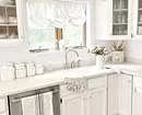 आधुनिक शैलीतील पांढरा स्वयंपाकघर: 11 डिझाइन उदाहरणे जे आपण मोहक कराल 10649_79