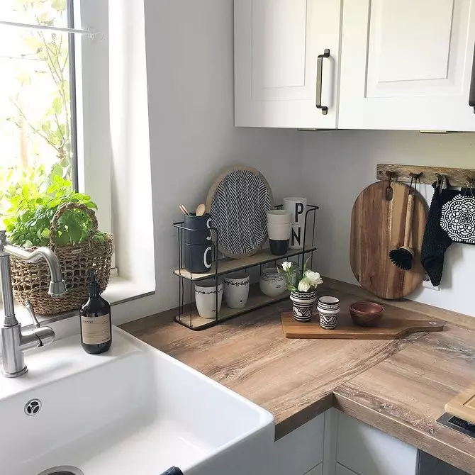Hvit kjøkken i moderne stil: 11 designeksempler som du vil fortrylle 10649_84