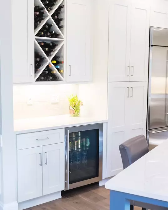 Սպիտակ խոհանոցը ժամանակակից ոճով. 11 դիզայնի օրինակներ, որոնք դուք կխմեք 10649_94