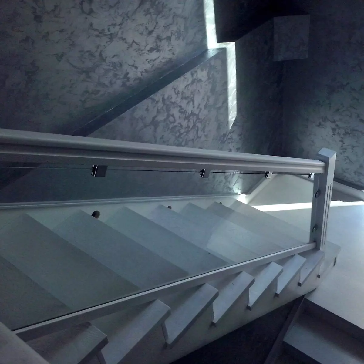 Cầu thang sành điệu cho nhà: ảnh, ý tưởng thiết kế