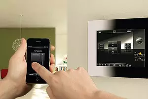 Cum de a alege un obiect gadget pentru gestionarea Smart Home 10728_1
