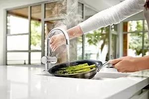 Нарийвчилсан функцтэй угаах гал тогооны усны урсгалын усны урсгалыг: Орчин үеийн загваруудын тойм 10752_1