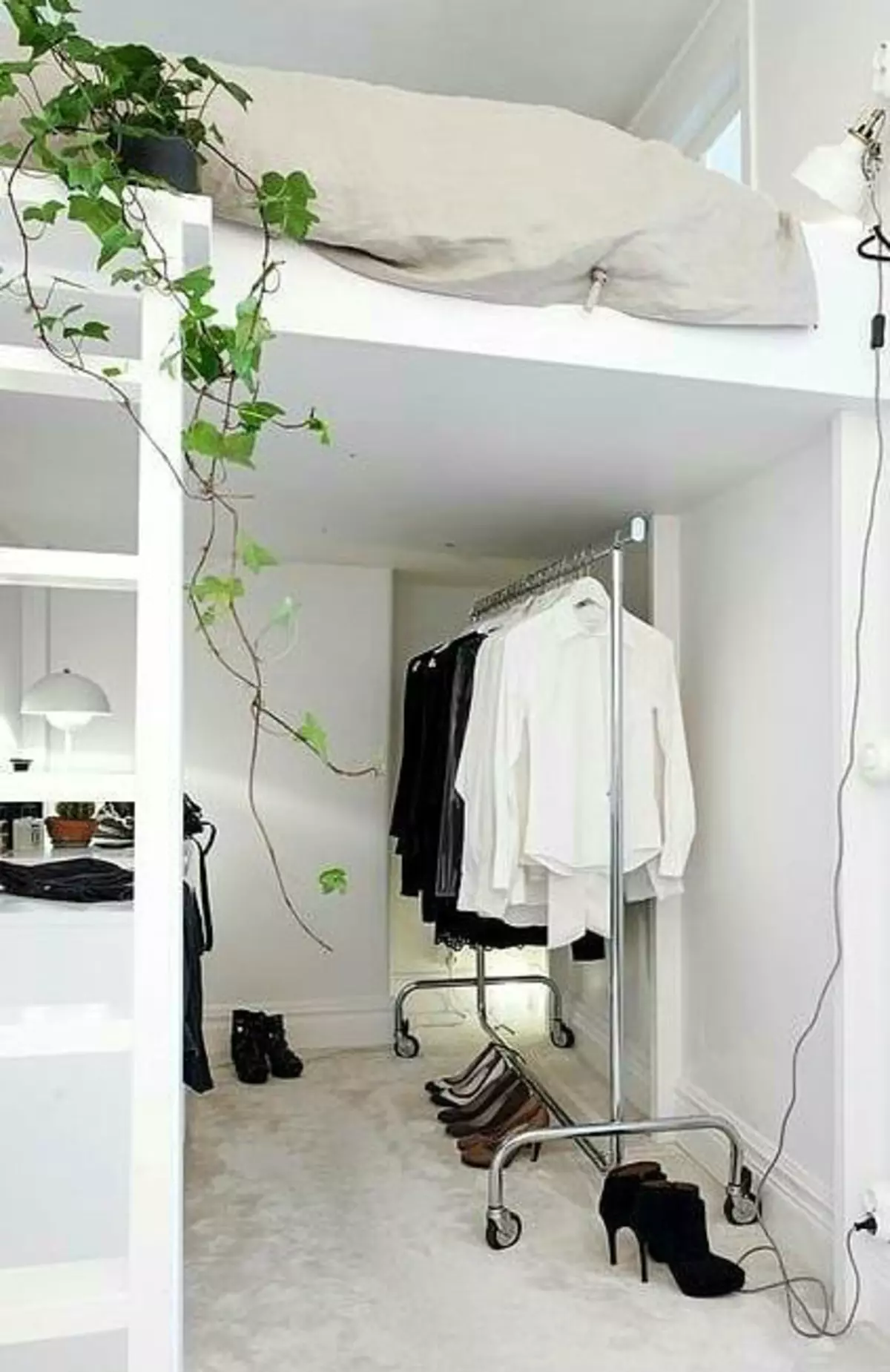 Idea for odnushki dressing room under the attic bed design photo