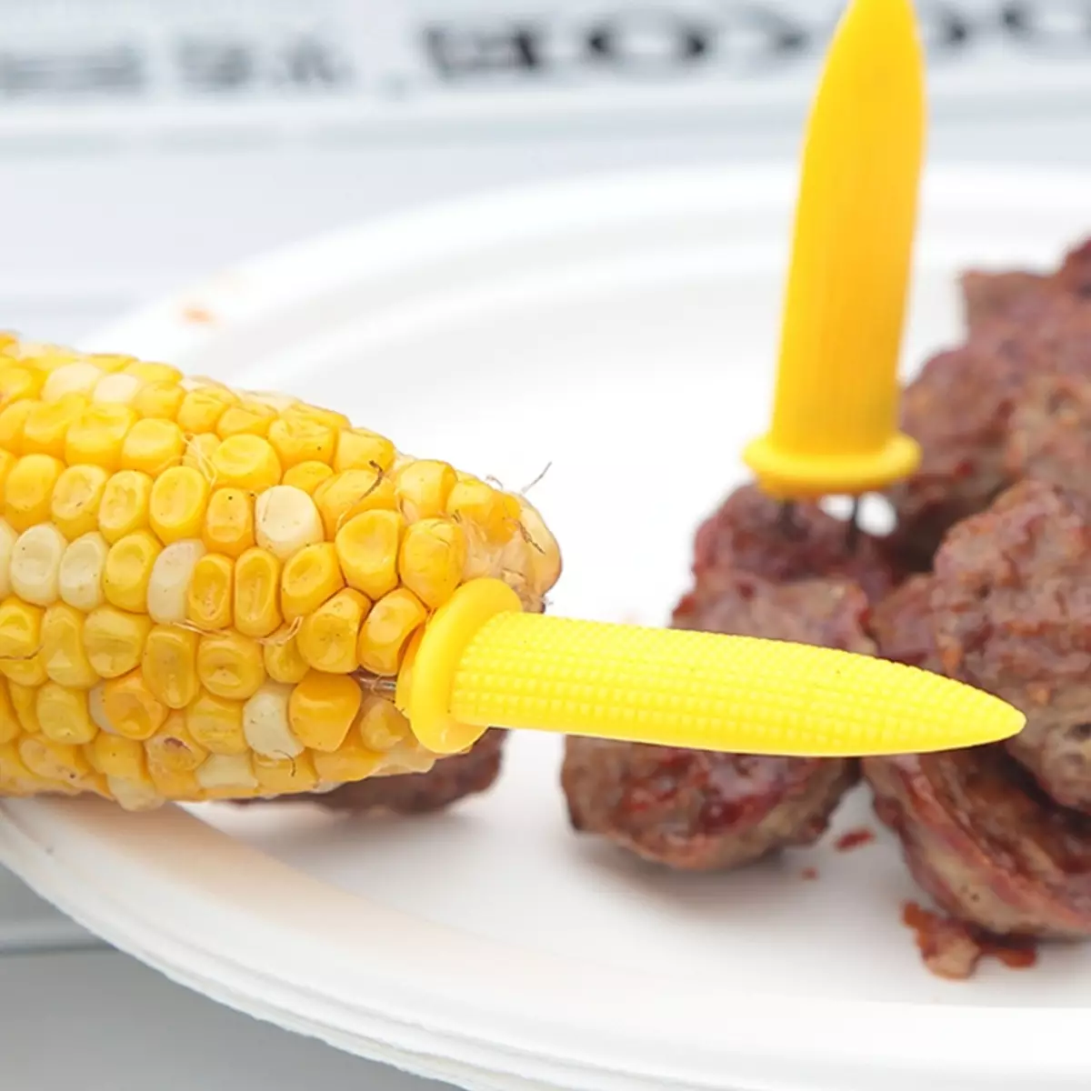 Holder for boiled corn