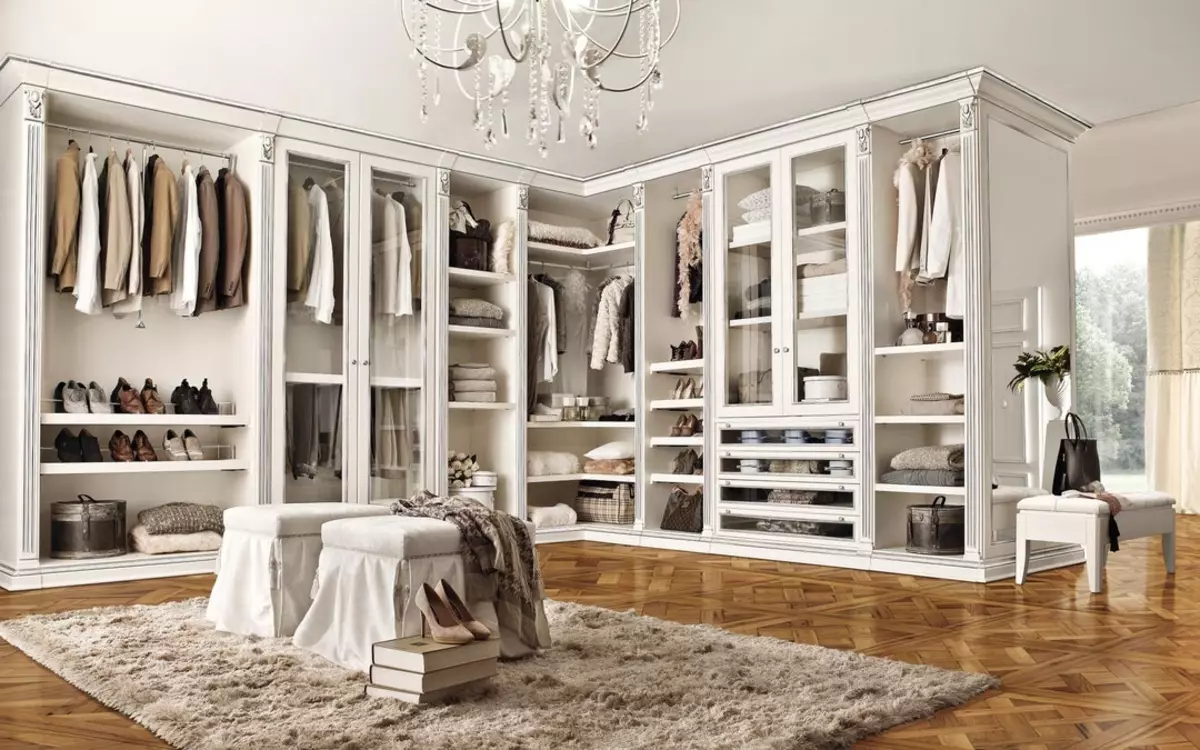 Wardrobe in a separate room