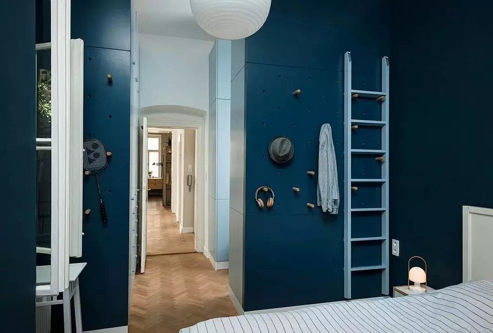Notranjost modrega apartmaja: 30 elegantnih primerov in najboljših kombinacij 10964_18