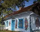 Com decorar la façana de la casa amb l'acabat i la decoració: 15 opcions elegants 10983_115