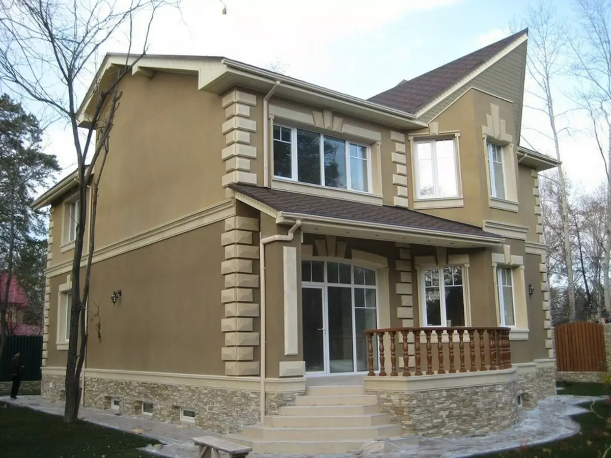 Како украсити фасаду куће са завршном обрадом и украсом: 15 елегантних опција 10983_51