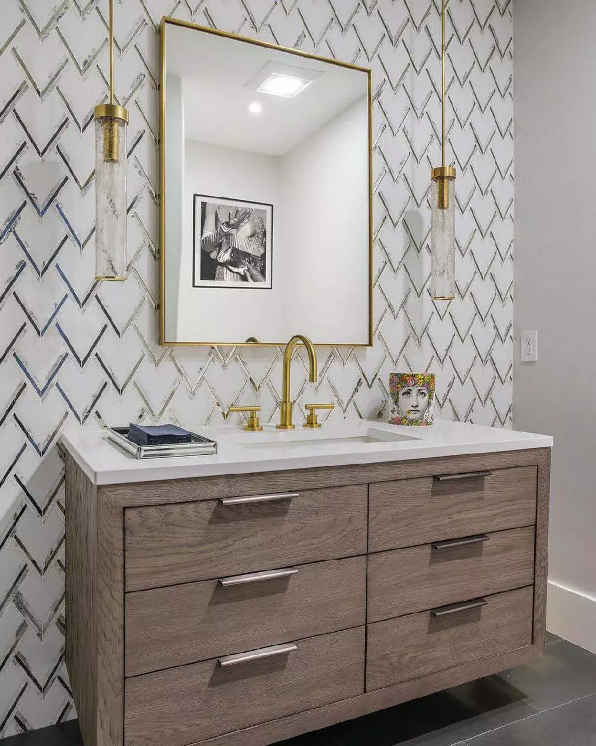 Ọkpụkpụ Tile na-abụghị