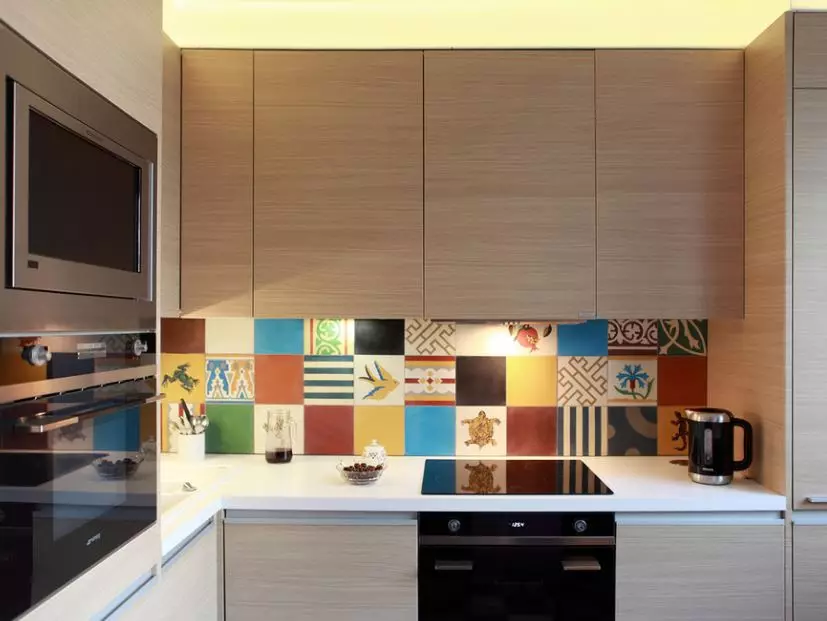 8 راه های خنک برای تزئین دیوارها در یک آپارتمان قابل جابجایی