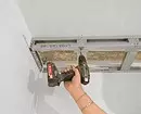 Boîte à plâtre sur le plafond: comment monter et équiper les lampes 11143_6