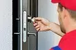 Replacement of the lock on the entrance door: useful tips for different castle structures