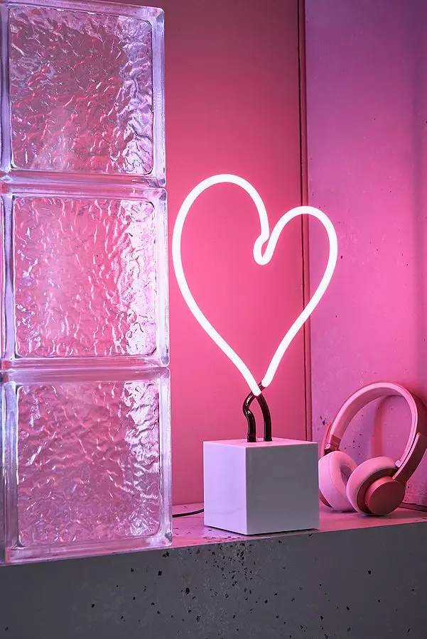 Neon hartvormige lamp