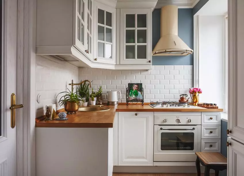 10 sfaturi și idei pentru proprietarii de bucătării mici