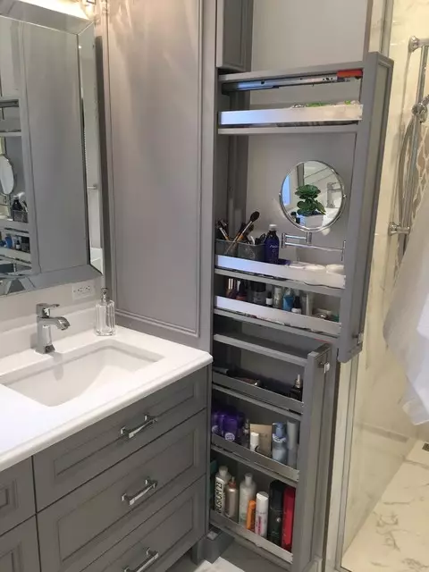 Visszahúzható szekrények a fürdőszobában