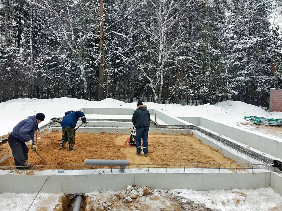 Ne po ndërtojmë në dimër: karakteristikat e ndërtimit në sezonin e ftohtë 11305_18