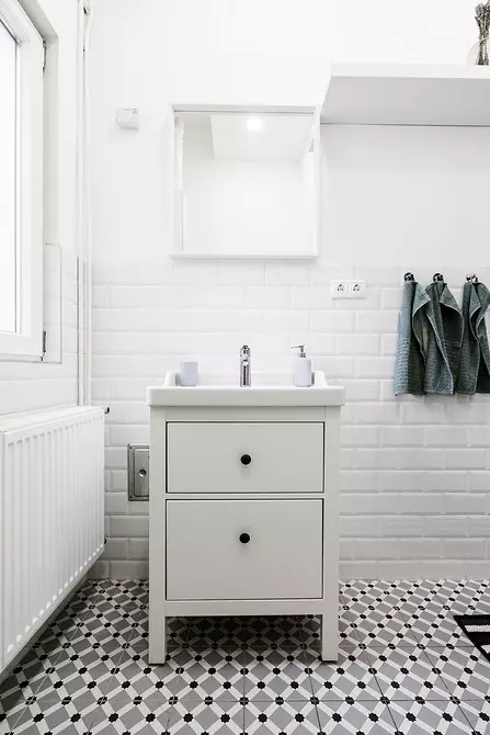 5 løsninger i interiøret på badet, som vil bli dyrere (nektet hvis du vil lagre) 1147_10